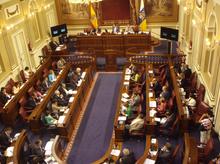 Fotografía El Parlamento de Canarias aprueba el Proyecto de Ley de medidas aplicables al destino del Fondo Canario de Financiación Municipal 