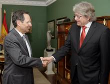Fotografía El Embajador de la República Federal de Alemania en España visitó el Parlamento de Canarias 