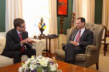 Fotografía El Presidente del Parlamento de Canarias recibió la visita  del Embajador de Finlandia en España 