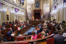 Fotografía El Parlamento da su confianza a Fernando Clavijo para que se convierta en presidente de Canarias 
