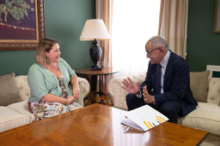 Fotografía La presidenta del Parlamento de Canarias recibe al Comisionado de Transparencia 