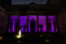Fotografía El Parlamento de Canarias se ilumina de violeta con motivo del Día Mundial del Alzheimer 