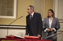 Fotografía Rafael Nogales se incorpora al Parlamento de  Canarias en sustitución de Ángel Víctor Torres 