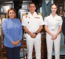 Fotografía Astrid Pérez asiste a la recepción de autoridades en el Buque Juan Sebastián Elcano con la Princesa Leonor 