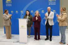 Fotografía El Asperger toma la palabra en el Parlamento canario durante su día internacional 