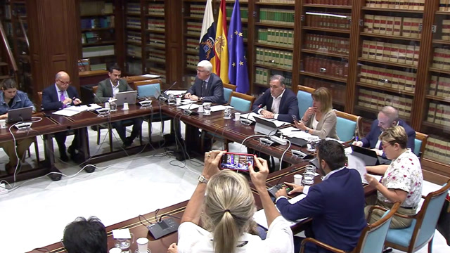 De Relaciones con la Audiencia de Cuentas de Canarias (23/jun/2025 10:00)