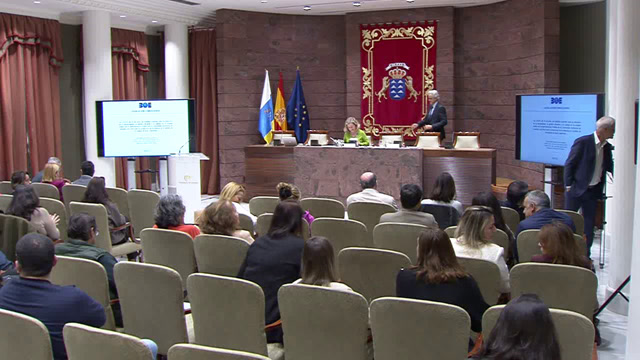 Jornadas sobre el presente y el futuro de la función pública en Canarias en Sala Europa